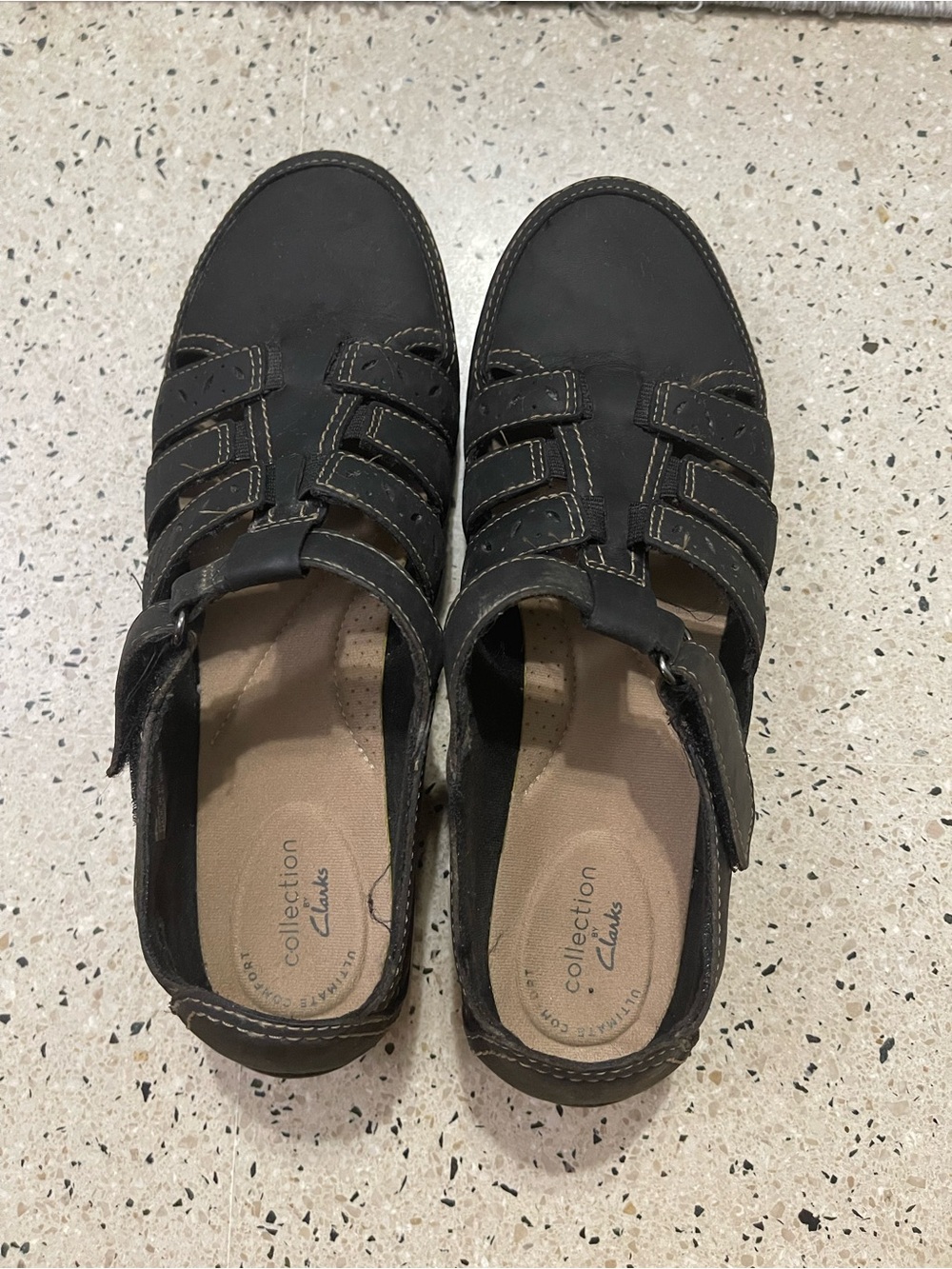 Clarks Black Moccasins